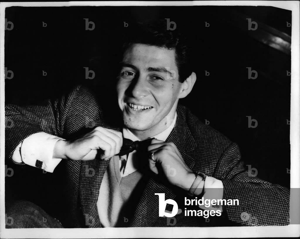 May 05, 1953 - American Singer Has Reception At Prince Of Wales Theatre: A reception was held at the Prince of Wales Theatre, this afternoon for Eddie Fisher the American singer who is to appear at the London Palladium next week